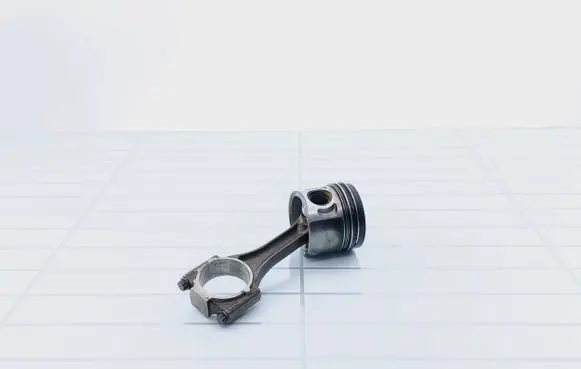 Volvo V50 Piston with connecting rod BHS