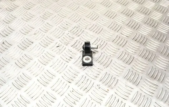 Audi A6 S6 C6 4F Front door upper hinge 