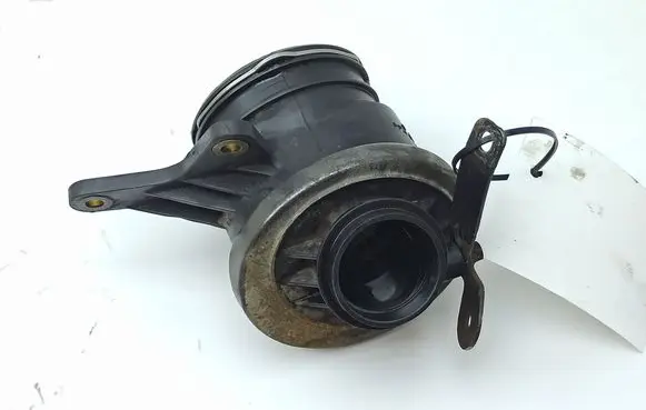 Mercedes-Benz C W203 Turbo air intake inlet pipe/hose A6110981807