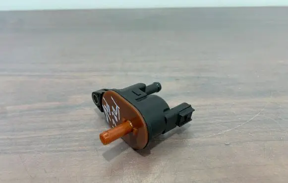 Subaru Forester SK Vacuum valve 16131AA080 1362007490