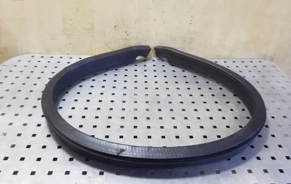 Engine compartment rubber