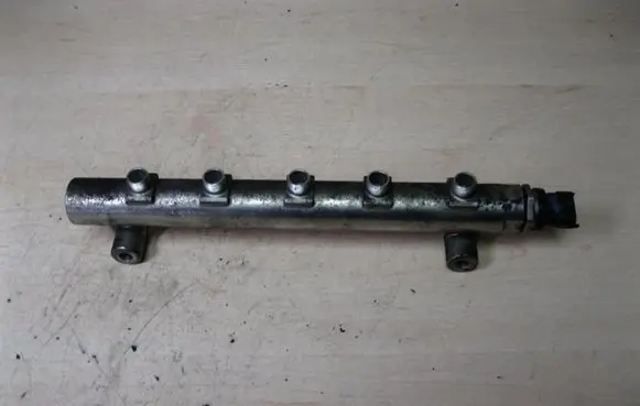 Opel Antara Fuel distributor 026964L4 VD3678