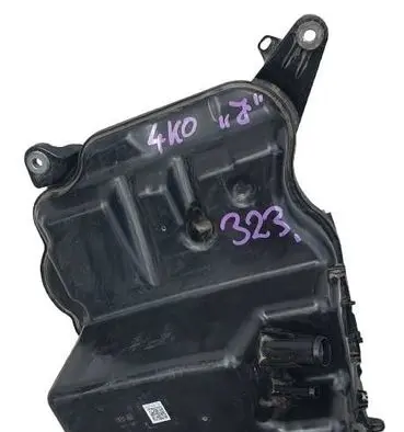 Audi A6 S6 C8 4K AdBlue liquid reservoir 4K0131878J