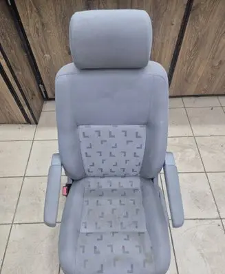 Volkswagen Transporter - Caravelle T5 Front driver seat 7H0881303E 7H0881201 7H0881202