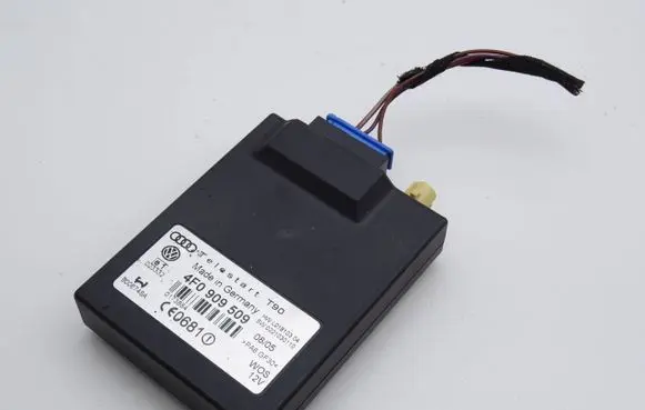 Volkswagen Touran I Auxiliary heating control unit/module 4F0909509