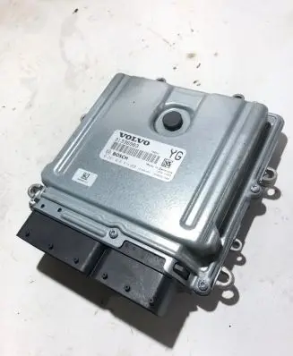 Volvo XC60 Engine control unit/module 31336983 0281018414