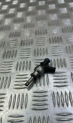 Porsche Cayenne (92A) Fuel injector 206E036K