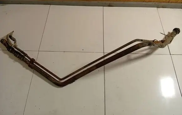 Honda Civic Fuel tank filler neck pipe