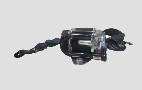 Volvo S60 Front seatbelt 39818843 616155800 624085000