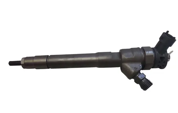 Nissan Qashqai Fuel injector 0445110546