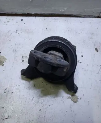 Opel Zafira B Engine mount bracket 90539246 210491215
