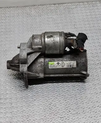 Dacia Sandero Starter motor 233003329R 25J10691 TS12F9