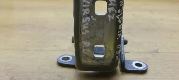 Opel Insignia A Front door upper hinge