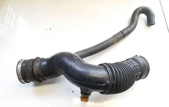 Renault Megane I Air intake hose/pipe 7700866642
