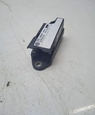 Volkswagen PASSAT B5 Airbag deployment crash/impact sensor IJ0909606N