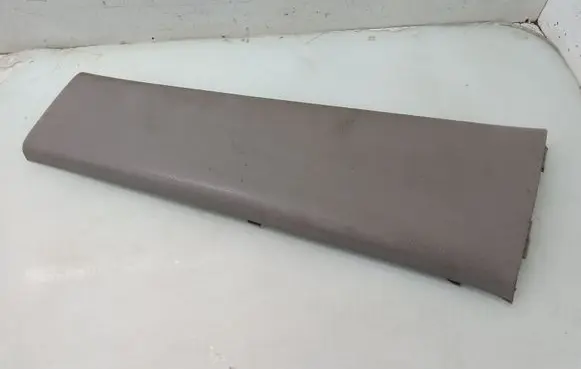 Renault Modus (B) pillar trim (bottom) 8200213654