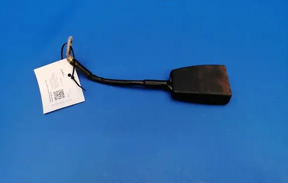 Mercedes-Benz S W126 Middle seatbelt buckle (rear) 1268600469