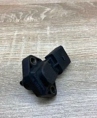 Volkswagen PASSAT B5.5 Air pressure sensor 038906051 0281002177