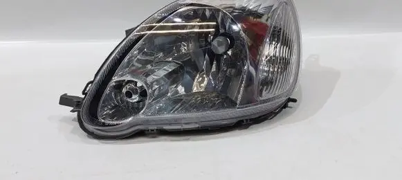 Toyota Yaris Headlight/headlamp 20-A354