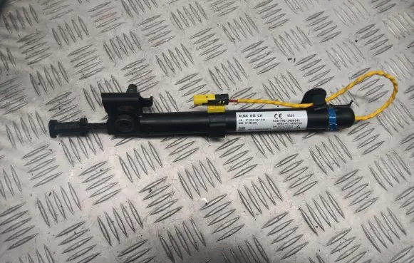 Audi Q5 SQ5 Seat belt warning relay 80A857619