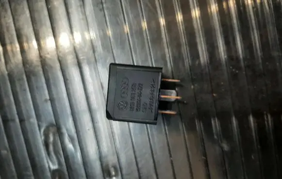 Audi A4 S4 B8 8K Other relay 8K0951253