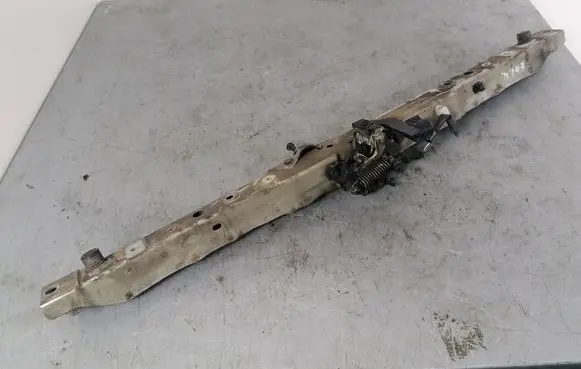 Toyota RAV 4 (XA30) Top upper radiator support slam panel