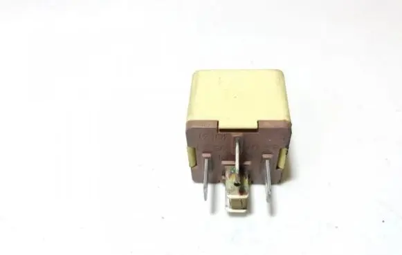 Alfa Romeo 156 Other relay 46520416