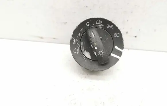 Light switch