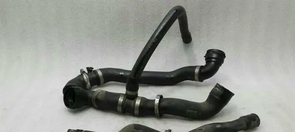 Mercedes-Benz SL R230 Engine coolant pipe/hose A2305010282 A2308321394