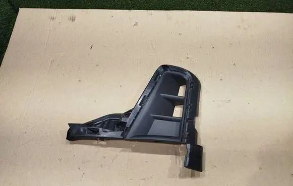 Hyundai Bayon Front bumper lower grill 865C2Q0AA0