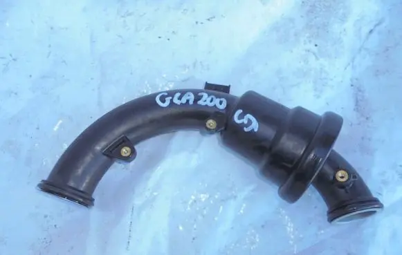 Mercedes-Benz GLA W156 Intercooler hose/pipe A6511400387