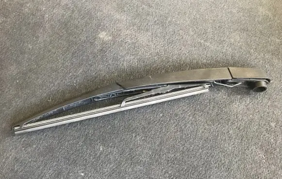 Opel Insignia A Rear wiper blade 13240608