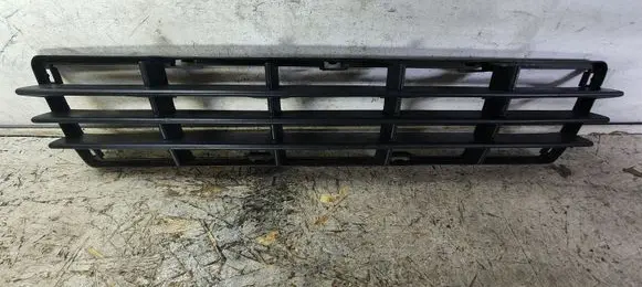 Volvo V50 Front bumper lower grill 30657006