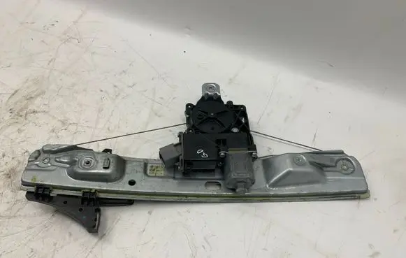 Opel Insignia A Rear door window regulator with motor 13302442 964840102 910280102
