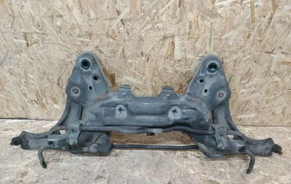 Peugeot 2008 I Front subframe