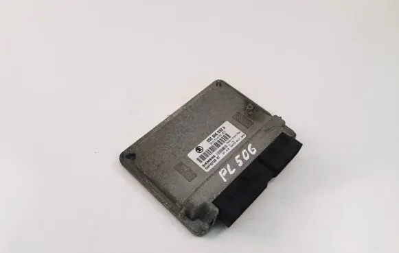 Skoda Fabia Mk1 (6Y) Engine control unit/module 03E906033A