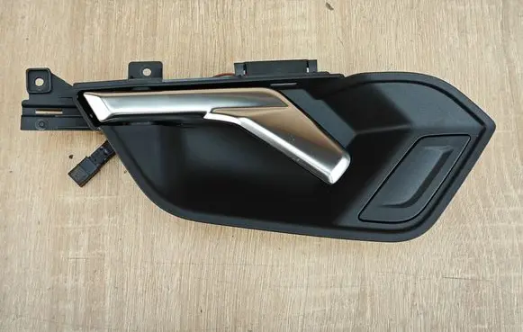Audi Q3 F3 Front door interior handle 83A837019F