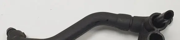 Mercedes-Benz S W220 Breather hose/pipe A1120180282