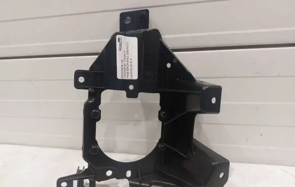 Ford Ranger Fog light bracket KB3B15267AE KB3Z1266F