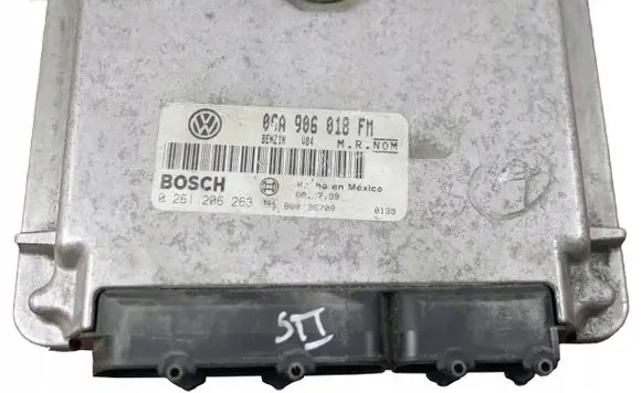 Volkswagen Golf IV Engine control unit/module 06A906018