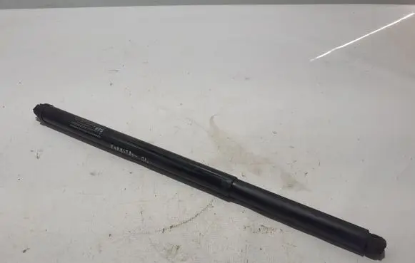 Subaru Forester SK Tailgate strut 63320SJ000