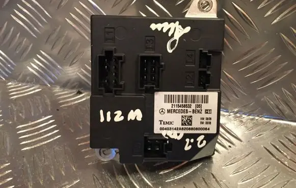 Mercedes-Benz E W211 Comfort/convenience module 2115458532