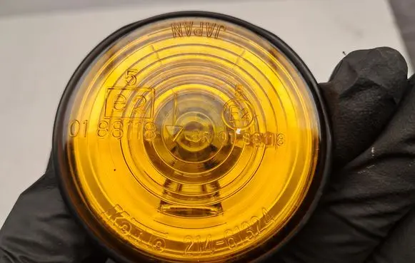 Mazda MX-5 NB Miata Front fender indicator light 