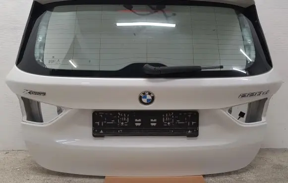 BMW 2 F46 Tailgate/trunk/boot lid