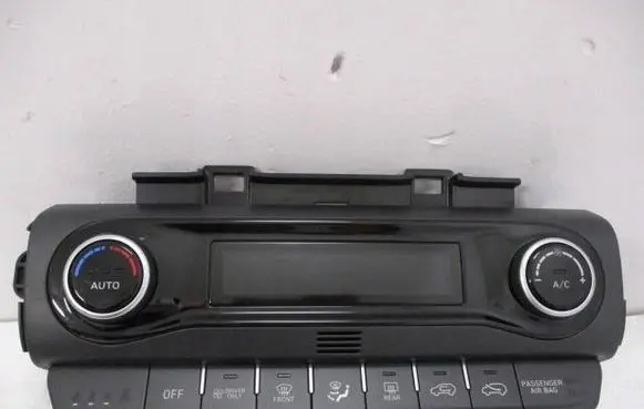 Hyundai Kona I Climate control/heater control trim C200388820 97250CMAD0