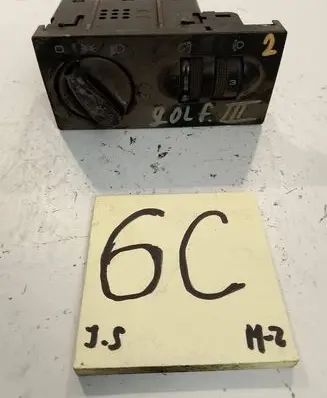 Volkswagen Golf III Light switch 1H0941531