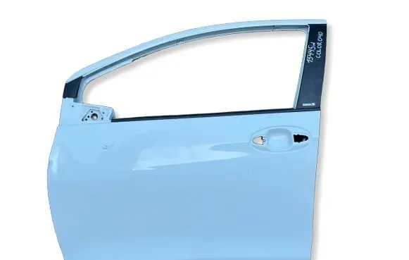 Toyota Yaris Front door 6711252200