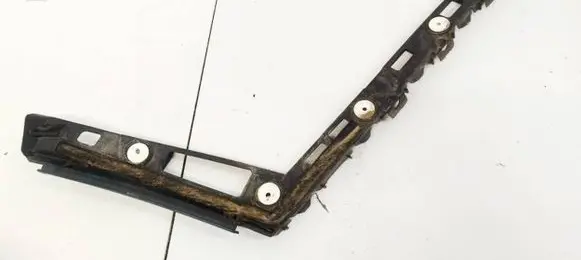 Opel Insignia A Front bumper mounting bracket