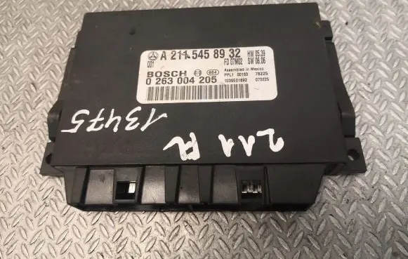 Mercedes-Benz E W211 Parking PDC control unit/module 2115458932