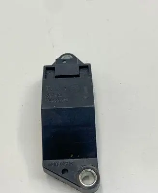 Mercedes-Benz SL R230 Airbag deployment crash/impact sensor A0038204126 0038204126